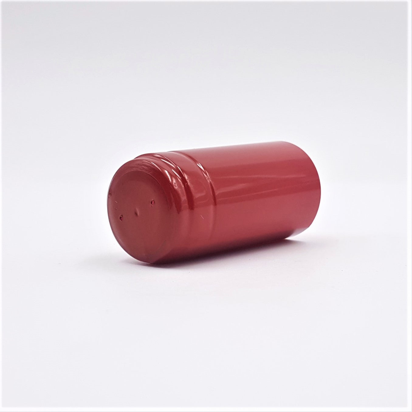packet of 25 rich red gloss heat shrink capsules for wine bottles.