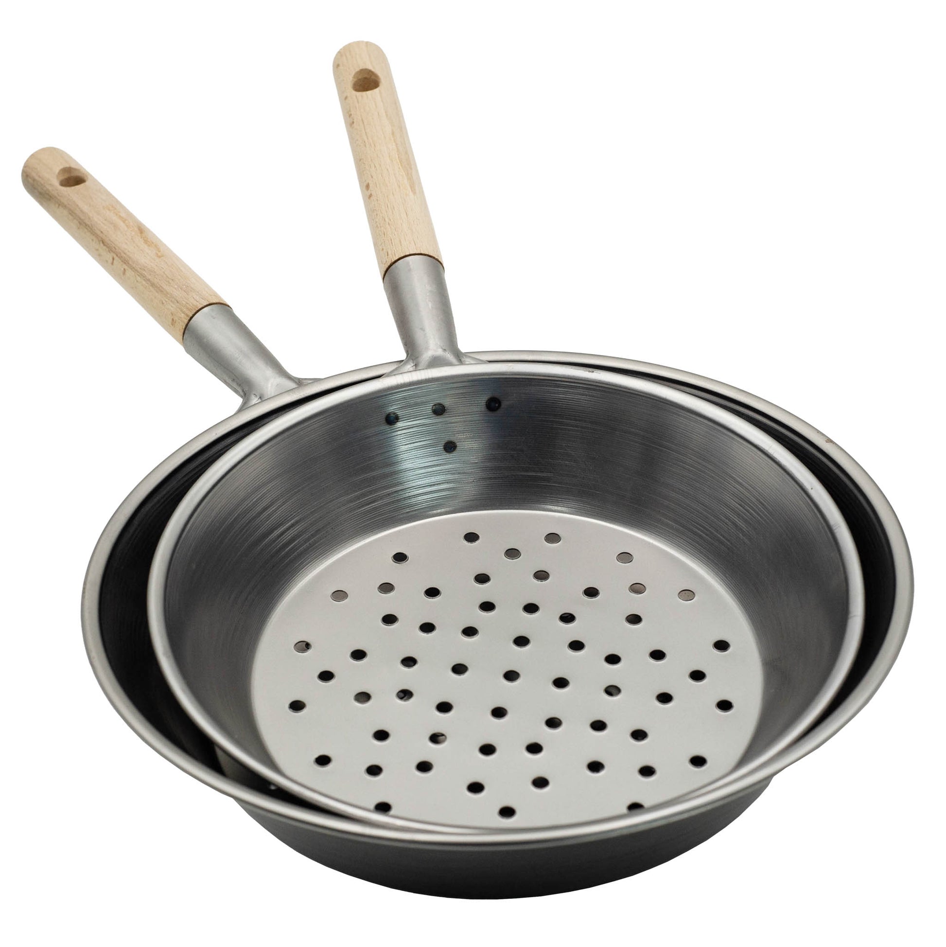 Chestnut roasting pan, 27cm with perforated metal base and wooden handle.